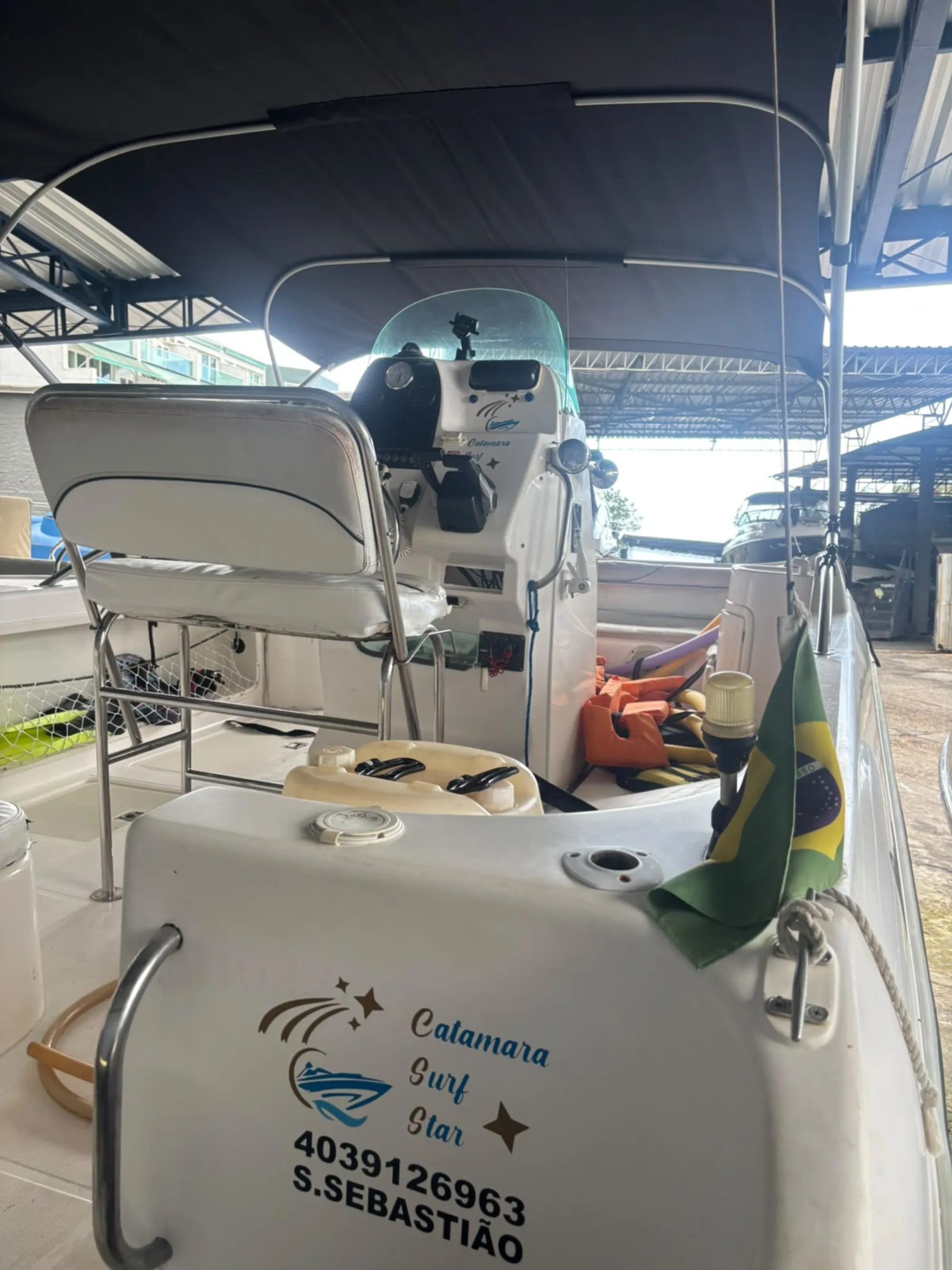 Catamarã Surf Star da Oceanic